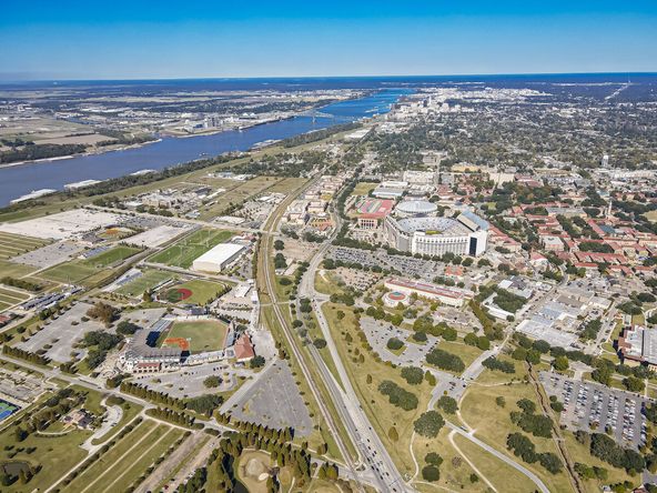 Staybridge Suites: 4001 Nicholson Dr, Baton Rouge, LA 70808